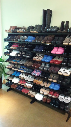 Shoe Store «Dansko Company Store», reviews and photos, 33 Federal Blvd, West Grove, PA 19390, USA