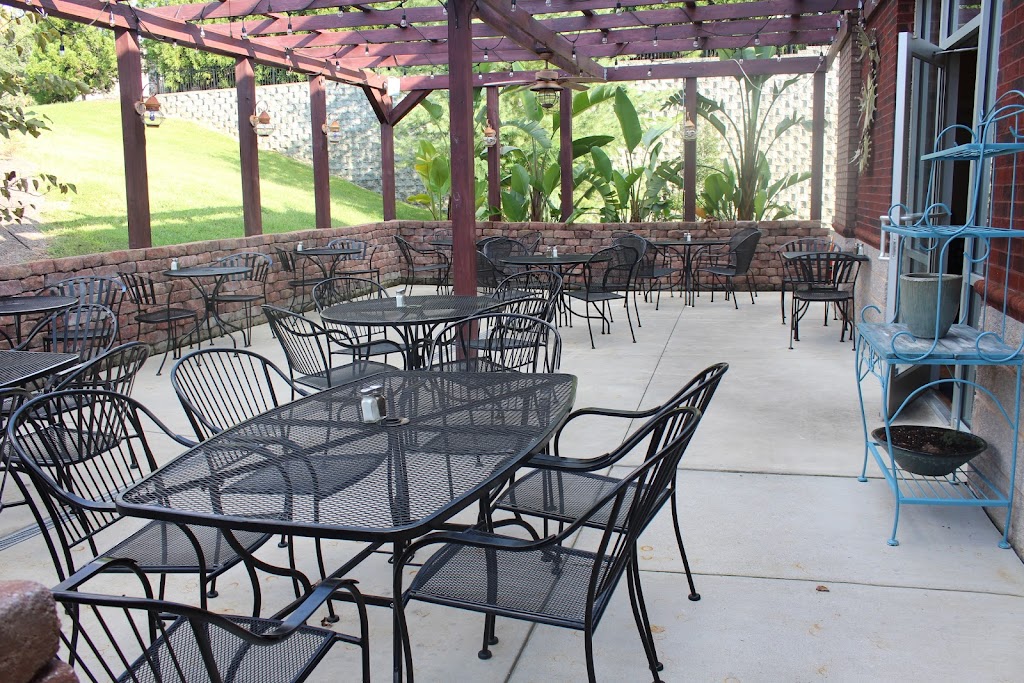 Reel Seafood Grill 27410