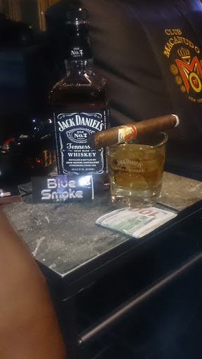 Tobacco Shop «Blue Smoke of Dallas», reviews and photos, 4560 W Mockingbird Ln, Dallas, TX 75209, USA