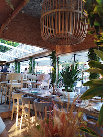 Atmosphère du Restaurant Brasserie des Issambres à Roquebrune-sur-Argens - n°2