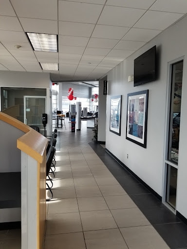 Kia Dealer «Kia of Puyallup», reviews and photos, 111 Valley Ave NE, Puyallup, WA 98372, USA