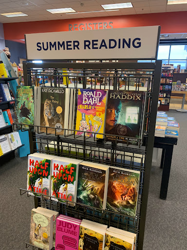 Book Store «Books-A-Million», reviews and photos, 5125 Jonestown Rd #465, Harrisburg, PA 17112, USA