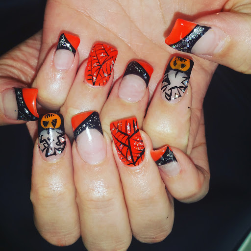 Nail Salon «The White Spa Nails», reviews and photos, 1823 S Greenfield Rd #103, Mesa, AZ 85206, USA