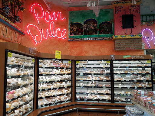 Supermarket «Vallarta Supermarkets», reviews and photos, 23449 Lyons Ave, Valencia, CA 91355, USA