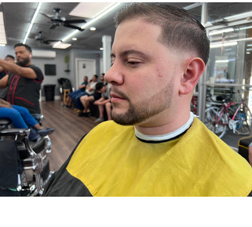 Barber Shop «Los Compadres Barber Shop», reviews and photos, 314 Moody St, Waltham, MA 02452, USA