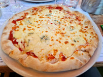 Pizza du Pizzeria Le Chalet de l'Ours à La Bourboule - n°18