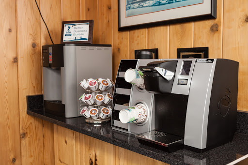 Auto Repair Shop «Greitens Auto Service», reviews and photos, 5804 W Bluemound Rd, Milwaukee, WI 53213, USA