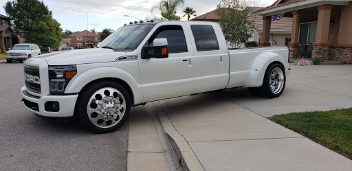 Endless Autosalon Vehicle Wraps and Automotive Window Tint image