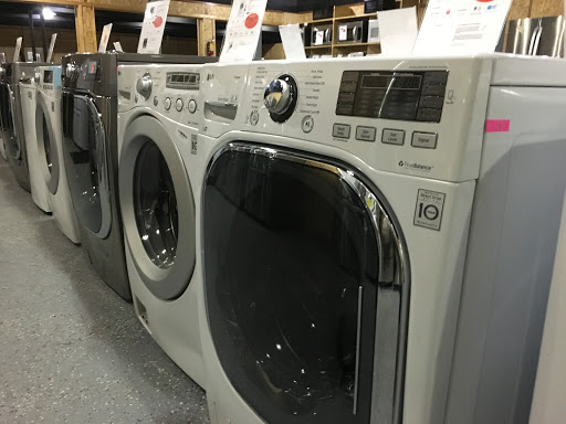 Appliance Store «Scratch & Dent Appliance Warehouse», reviews and photos, 1207 G Ave NE, Cedar Rapids, IA 52402, USA