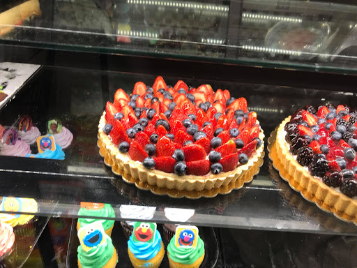 Supermarket «Cermak Fresh Produce», reviews and photos, 4000 W Diversey Ave, Chicago, IL 60639, USA