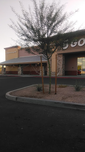 Thrift Store «Ellsworth & Rittenhouse Goodwill Retail Store & Donation Center», reviews and photos, 21437 S Ellsworth Rd, Queen Creek, AZ 85142, USA