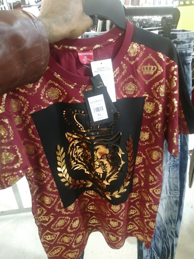 Clothing Store «Forman Mills», reviews and photos, 16855 Torrence Ave, Lansing, IL 60438, USA