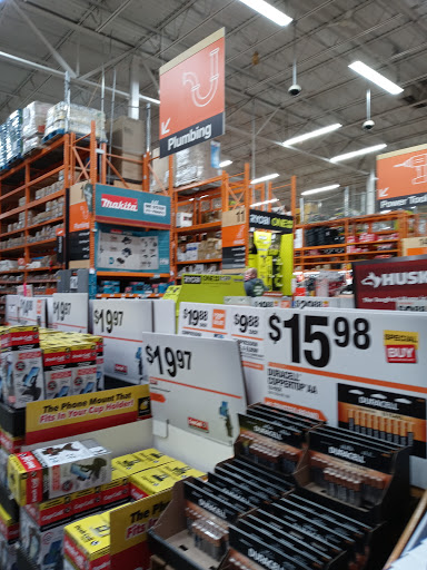 Home Improvement Store «The Home Depot», reviews and photos, 955 N Randall Rd, Elgin, IL 60123, USA