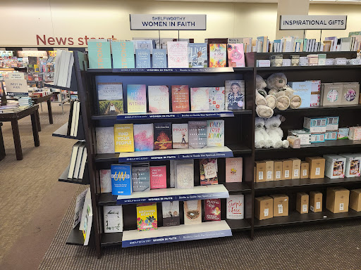 Book Store «Books-A-Million», reviews and photos, 1100 N Wesleyan Blvd, Rocky Mount, NC 27804, USA