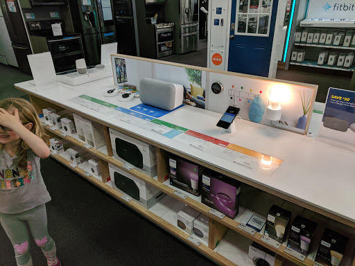 Electronics Store «Best Buy», reviews and photos, 12909 Shops Pkwy, Bee Cave, TX 78738, USA