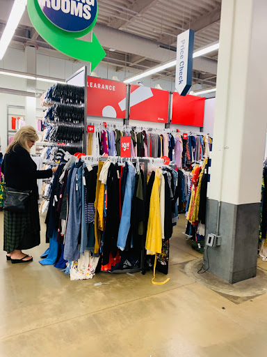 Clothing Store «Old Navy», reviews and photos, 3020 Brandywine Pkwy, Wilmington, DE 19803, USA