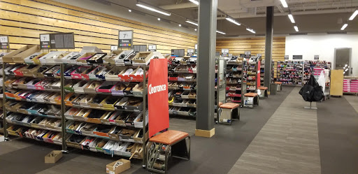 Shoe Store «DSW Designer Shoe Warehouse», reviews and photos, 1065 Woodland Rd, Reading, PA 19610, USA