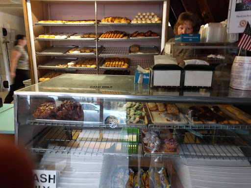 Donut Shop «Mary Lou Donuts», reviews and photos, 1830 S 4th St, Lafayette, IN 47905, USA