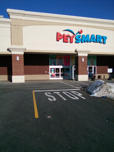 Pet Supply Store «PetSmart», reviews and photos, 3401 Erie Blvd E, Syracuse, NY 13214, USA