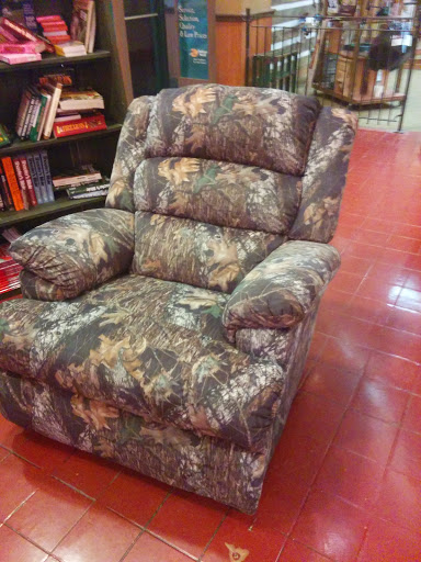 Sporting Goods Store «Bass Pro Shops», reviews and photos, 300 Cincinnati Mills Dr, Cincinnati, OH 45240, USA