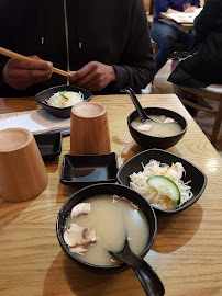Soupe miso du Restaurant japonais Fusion N'Rolls Sushi à Bourg-la-Reine - n°8