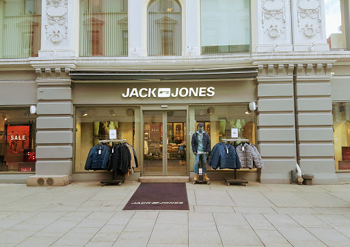 Stores to buy men's jeans Oslo