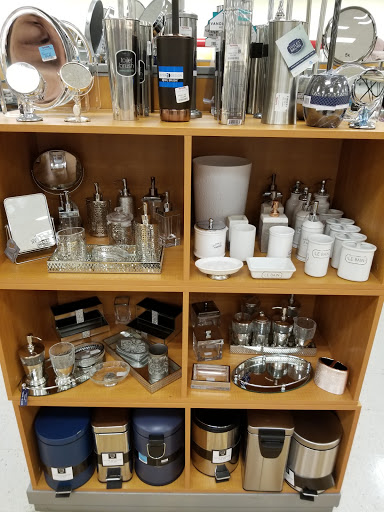 Department Store «T.J. Maxx», reviews and photos, 1650 Miami Gardens Dr, North Miami Beach, FL 33179, USA