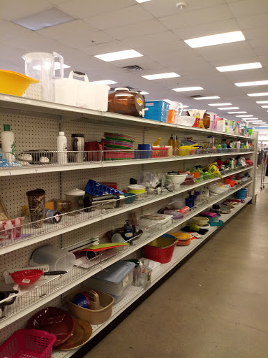 Thrift Store «Layton Goodwill Store», reviews and photos, 1010 W Hill Field Rd, Layton, UT 84041, USA