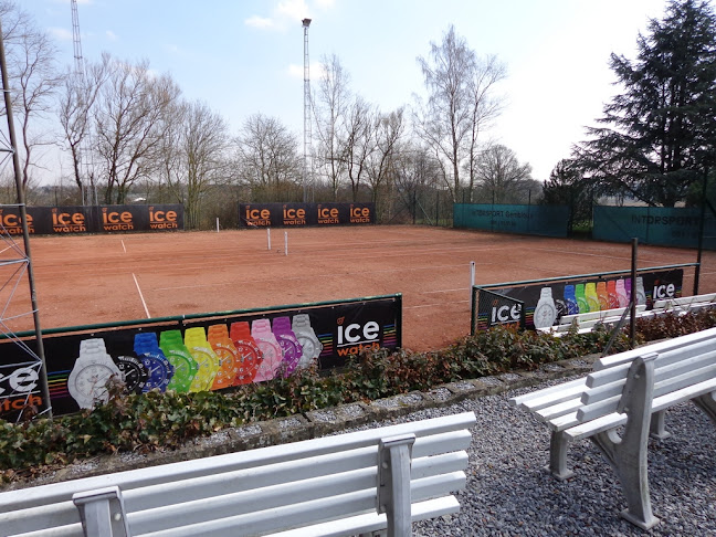 Beoordelingen van Tennis club La Closière in Gembloers - Sportcomplex