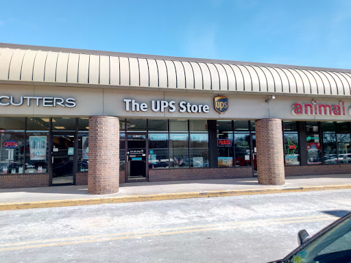 Shipping and Mailing Service «The UPS Store», reviews and photos, 35 Talcottville Rd #31, Vernon, CT 06066, USA