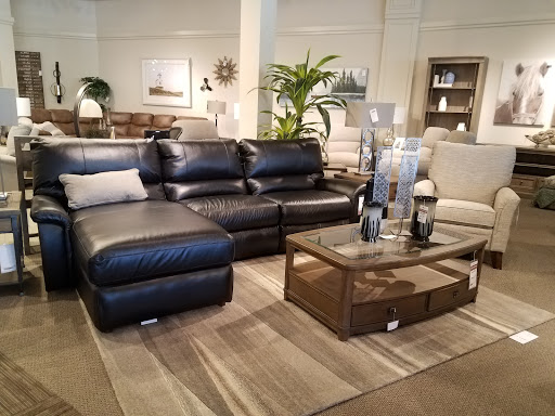 Furniture Store «La-Z-Boy Furniture Galleries», reviews and photos, 19230 Alderwood Mall Pkwy #180, Lynnwood, WA 98036, USA