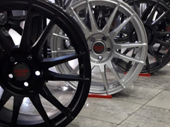 7/24 Altıntaş Oto Lastik & Akü