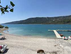 Foto von Plage la Cadeno und die siedlung