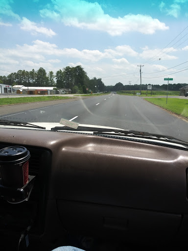 Used Car Dealer «Harris Motors Inc.», reviews and photos, 13758 Tidewater Trail, Saluda, VA 23149, USA