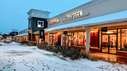 Shopping Mall «Clinton Crossing Premium Outlets», reviews and photos, 20 Killingworth Turnpike, Clinton, CT 06413, USA