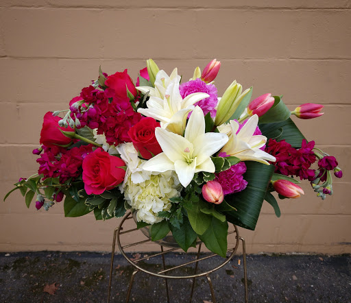 Florist «Village Flowers & Gifts», reviews and photos, 527 W Lodi Ave, Lodi, CA 95242, USA