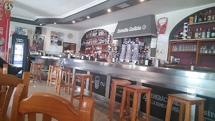 Bar la Ronda - C. Larga Alta, 120, 10190 Casar de Cáceres, Cáceres, Spain