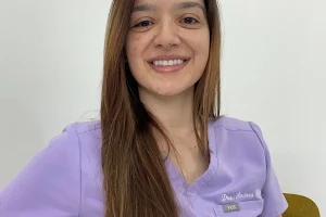 Dra. Andrea Rivera Guillén - Odontopediatra image