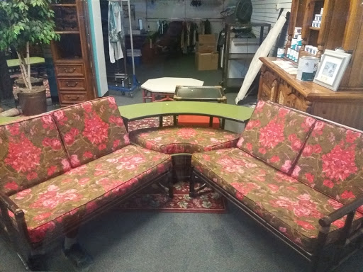 Consignment Shop «Embrace Consignment», reviews and photos, 2133 63rd St, Downers Grove, IL 60516, USA