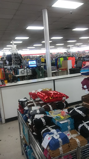 Discount Store «Fallas Paredes Discount Stores», reviews and photos, 2223 S Buckner Blvd #225, Dallas, TX 75227, USA