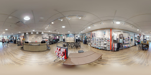 Shoe Store «New Balance - Milwaukee», reviews and photos, 17155 W Bluemound Rd a, Brookfield, WI 53005, USA