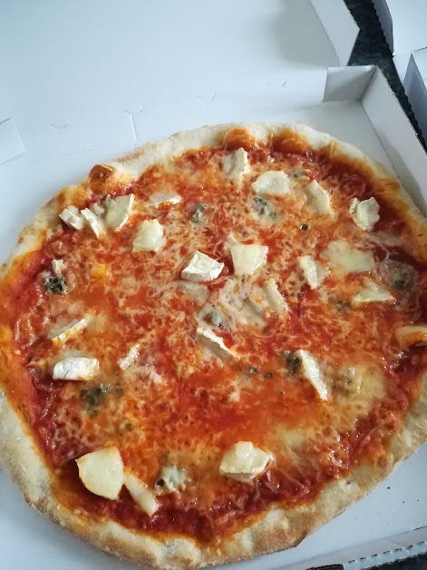 Pizza Bailé à Oytier-Saint-Oblas