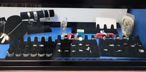 Furniture Store «J & K Resale», reviews and photos, 9572 TN-46, Bon Aqua, TN 37025, USA