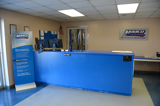 Auto Body Shop «Maaco Collision Repair & Auto Painting», reviews and photos, 1308 Central Pkwy SW, Decatur, AL 35601, USA