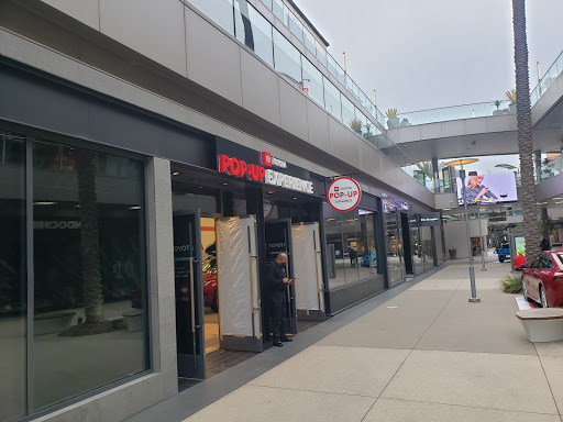 Shopping Mall «Santa Monica Place», reviews and photos, 395 Santa Monica Place, Santa Monica, CA 90401, USA