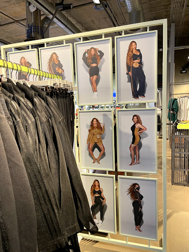 Shoe Store «Adidas Originals», reviews and photos, 8009 Melrose Ave, Los Angeles, CA 90046, USA