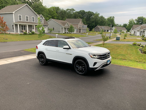 Volkswagen Dealer «Mitchell Volkswagen», reviews and photos, 51 Albany Turnpike, Canton, CT 06019, USA