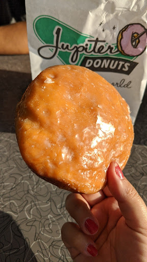 Donut Shop «Jupiter Donut Factory», reviews and photos, 141 Center St, Jupiter, FL 33458, USA