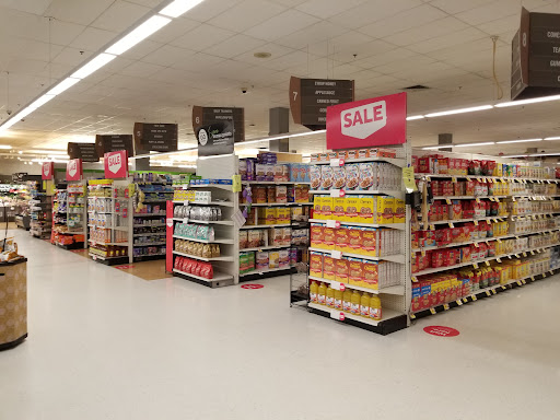 Grocery Store «Super Stop & Shop», reviews and photos, 7417 Grand Ave, Maspeth, NY 11378, USA