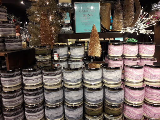 Beauty Supply Store «Bath & Body Works», reviews and photos, 1550 24th Ave NW, Norman, OK 73069, USA